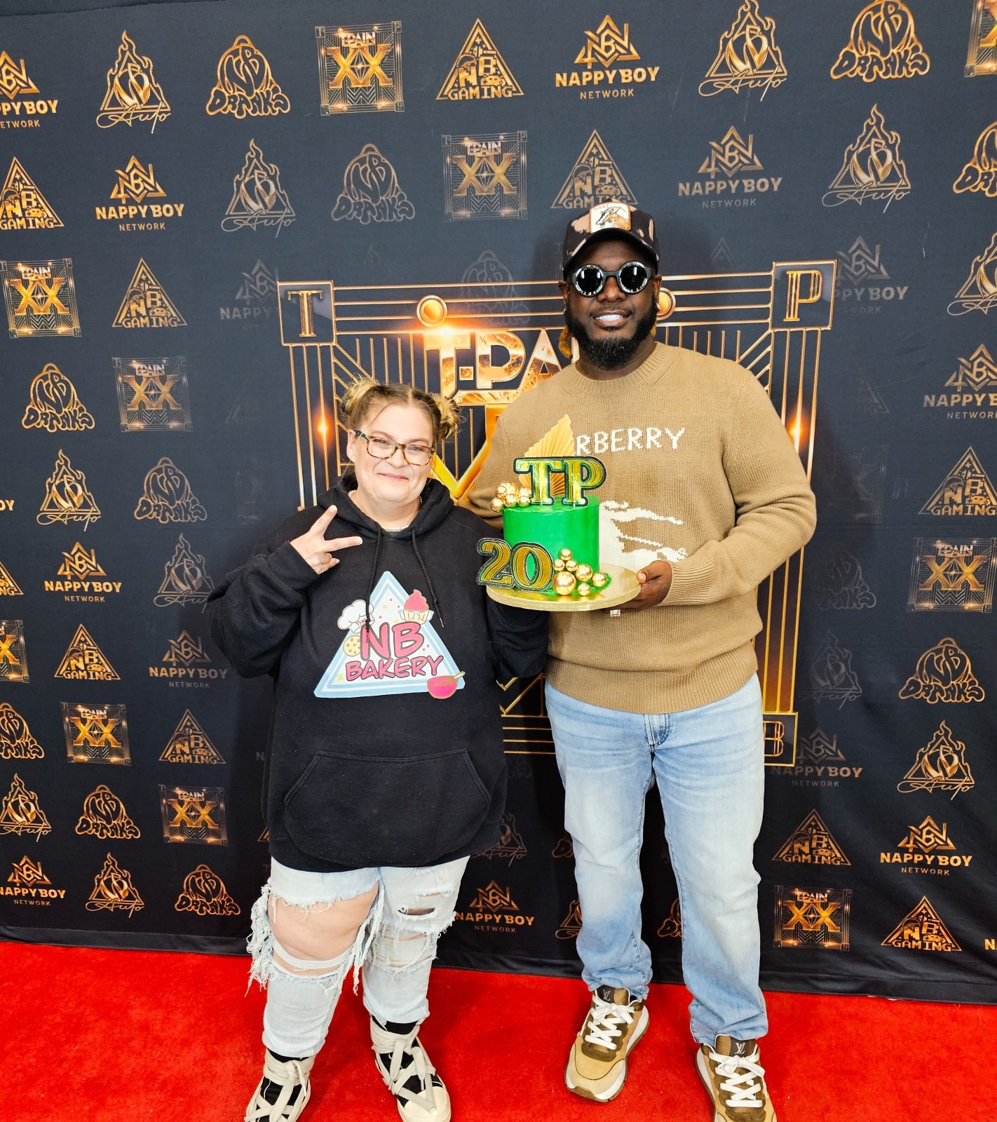 Becca with the T-Pain cake